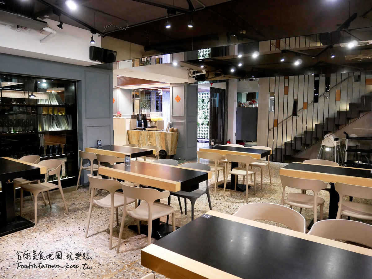 臺南推薦早午餐晚餐火鍋咖啡甜點的複合式餐飲店-三道門 香見 Brunch