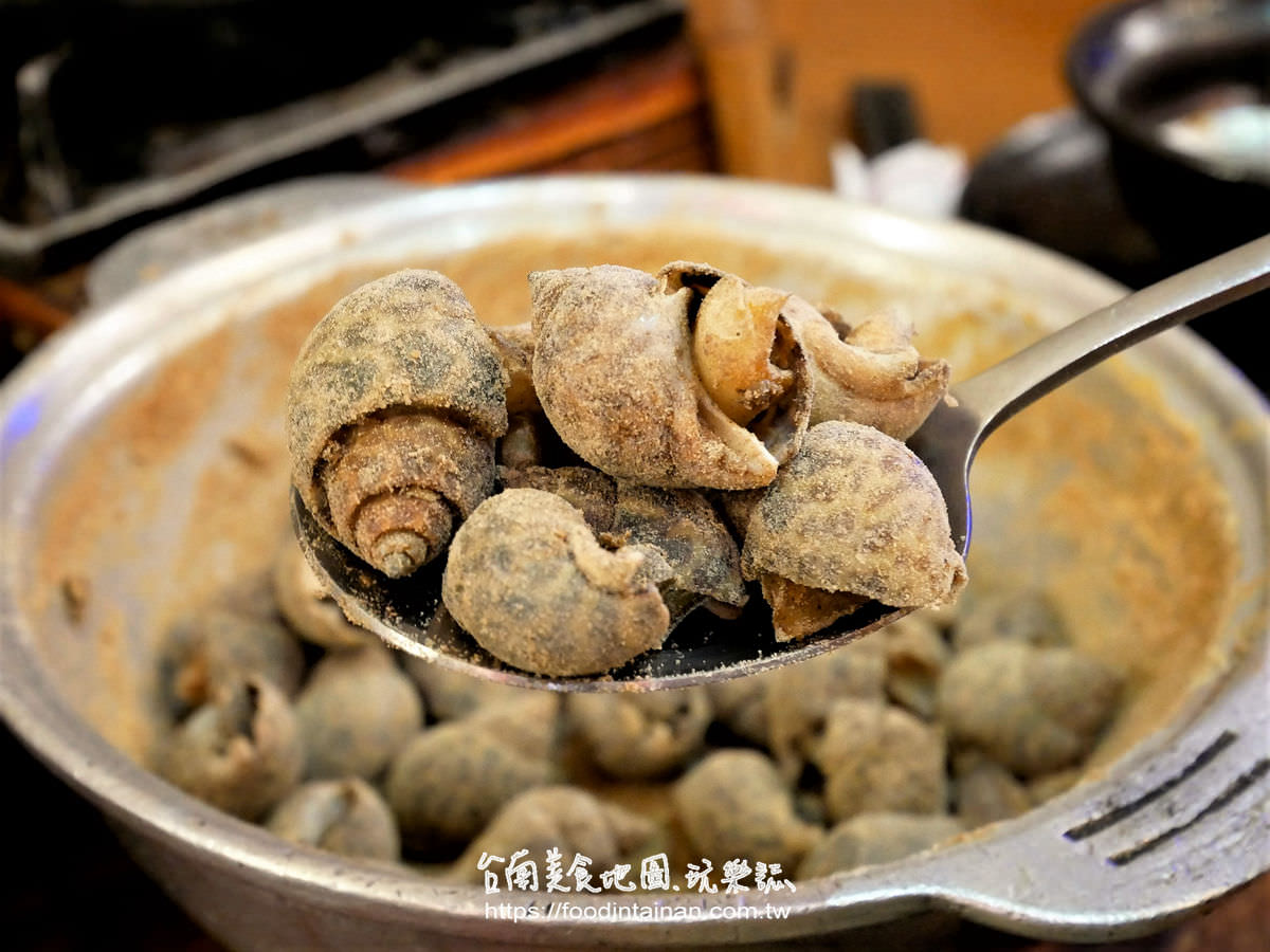 臺南安平區(qū)推薦平價(jià)臺式快炒臺菜熱炒春酒尾牙桌菜客製化料理餐廳-紅螞蟻海鮮碳烤店